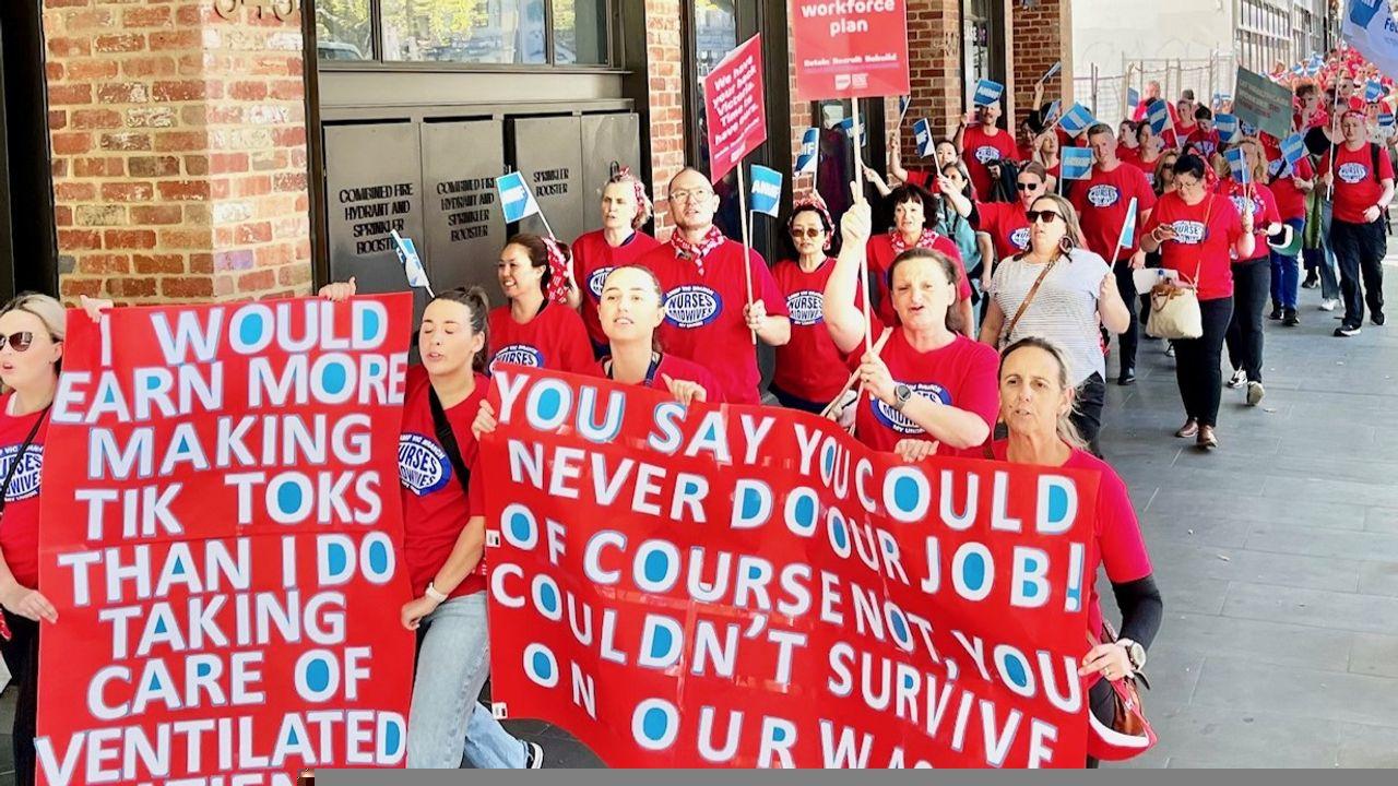 Les infirmières et les sages-femmes de l’État de Victoria votent en faveur de grèves (Australie)